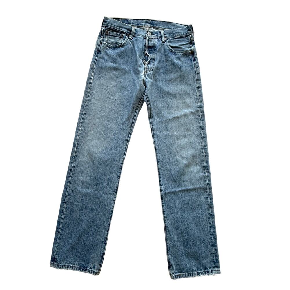VTG Levi's 501 Jeans 30x32 Straight Leg Button Fly Med Light Wash Made in Mexico